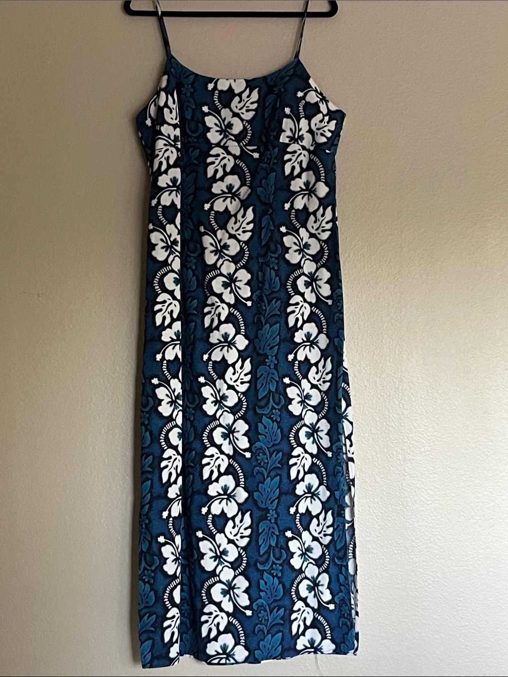 KY's Vintage Hawaiian Maxi Blue Hibiscus Floral Dress, Size 2 XLarge